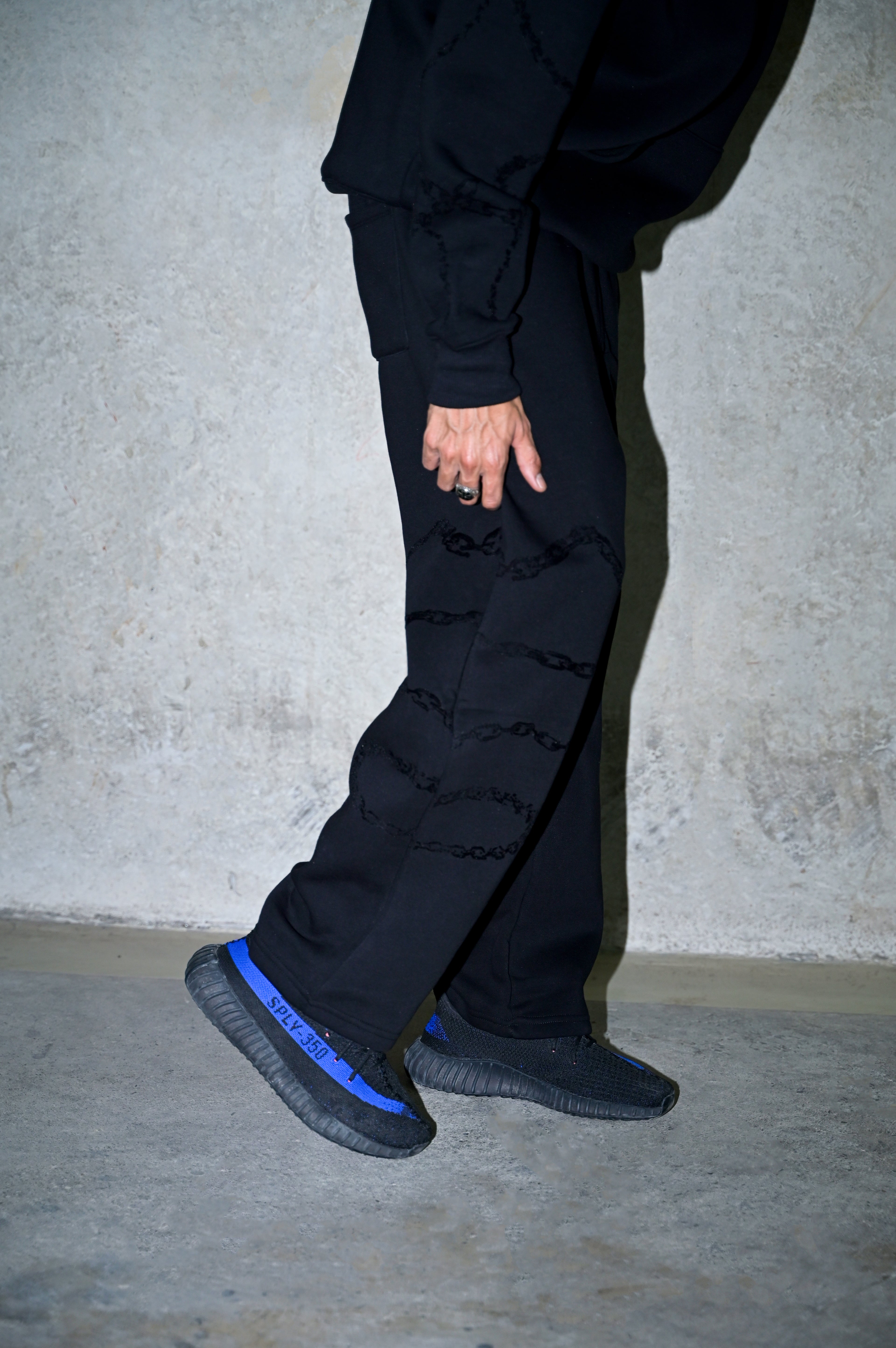 THE PHANTOM SWEATPANTS - BLACK
